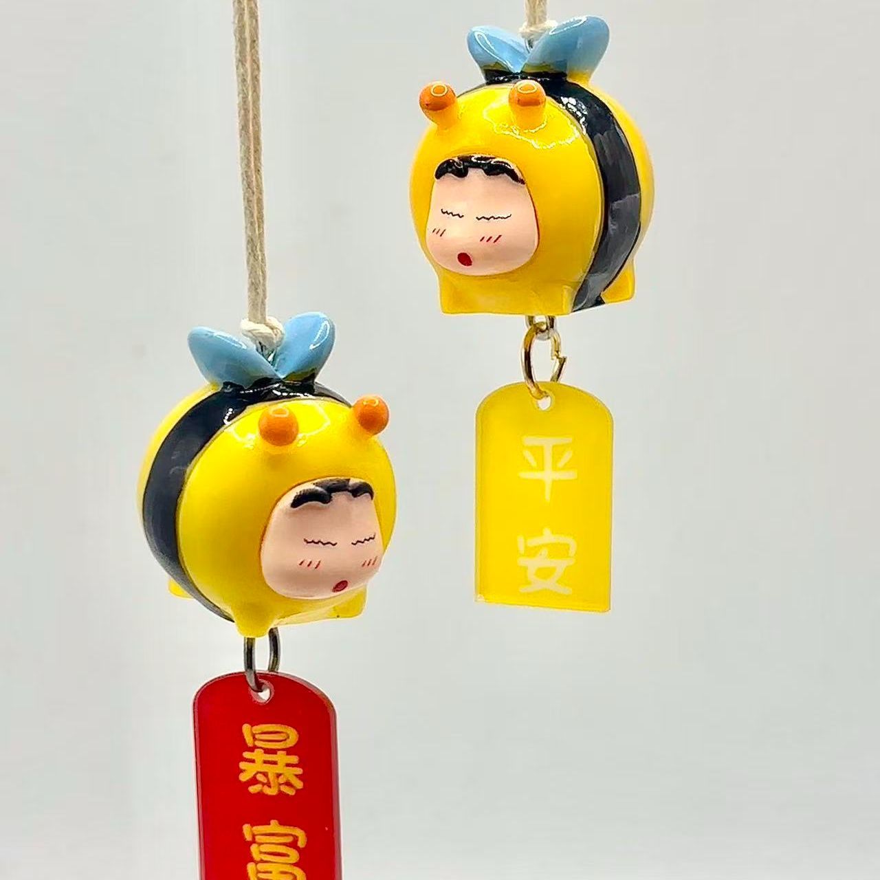 Crayon Shin-chan Bee Cosplay F - Car Mirror recension och pris